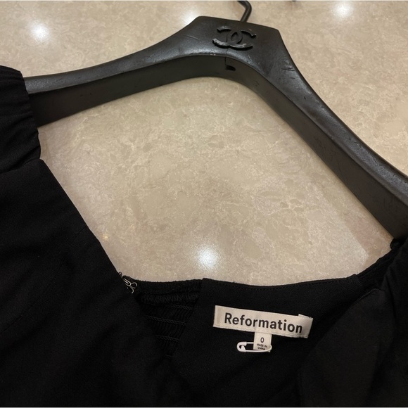 Reformation Ballari Dress in Black Midi Off Shoulder Long Sleeves Size 0 - Picture 8 of 17